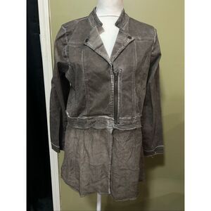 Montana co woman’s size large